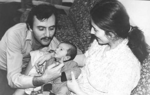 Ünlülerin aile albümü
