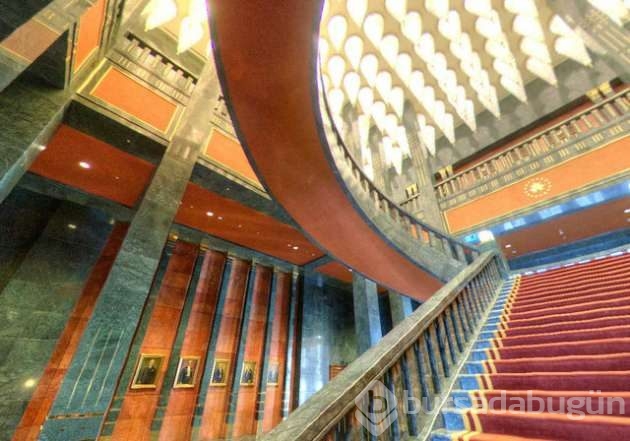 Cumhurbaşkanlığı Sarayı'na birde buradan bakın