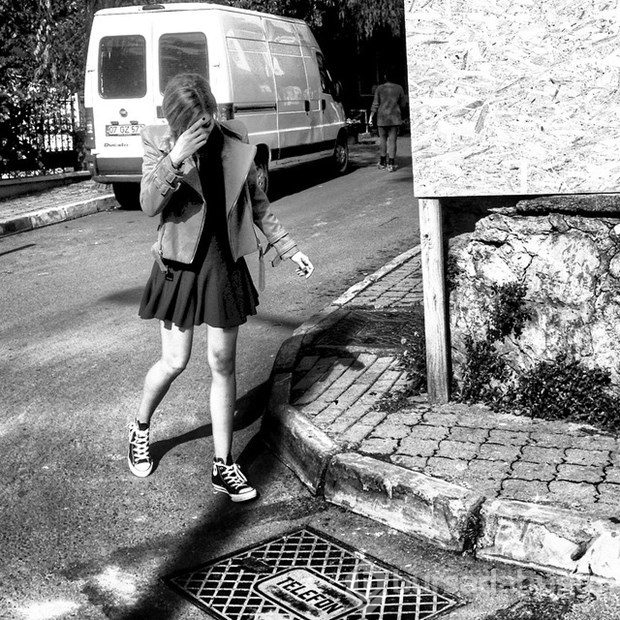 Sinem bu fotoğrafını 17 dakikada sildi