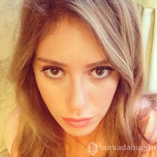 Sinem bu fotoğrafını 17 dakikada sildi