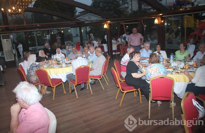 Türk Kadınlar Birliği'nin renkli iftarı...