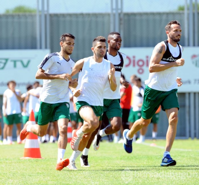 Bursaspor hazırlıklarının ilk etabını tamamladı