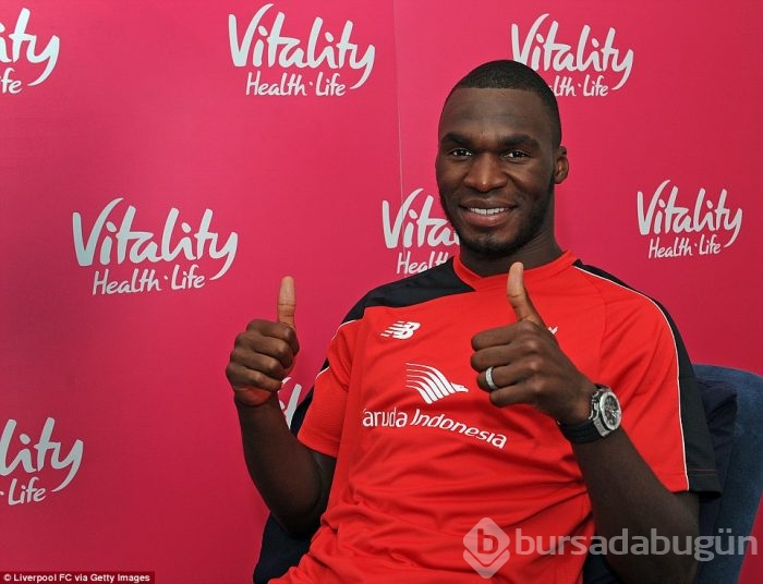 Benteke resmen Liverpool'da!
