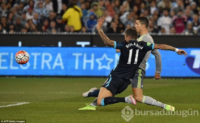 Real Madrid Manchester City'i ezdi geçti!