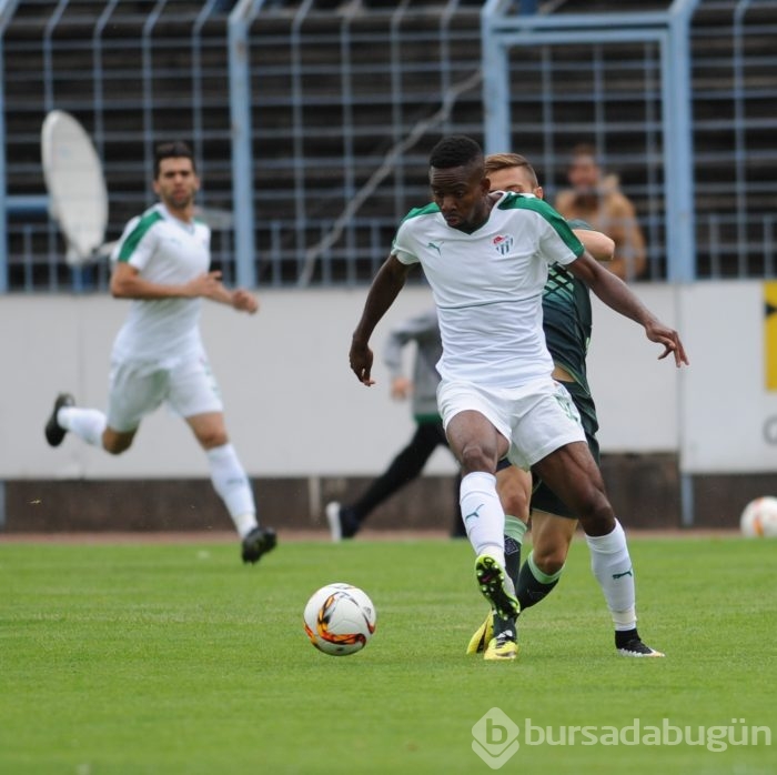 Bursaspor kaçtı,Mönchengladbach yakaladı!