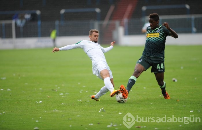 Bursaspor kaçtı,Mönchengladbach yakaladı!