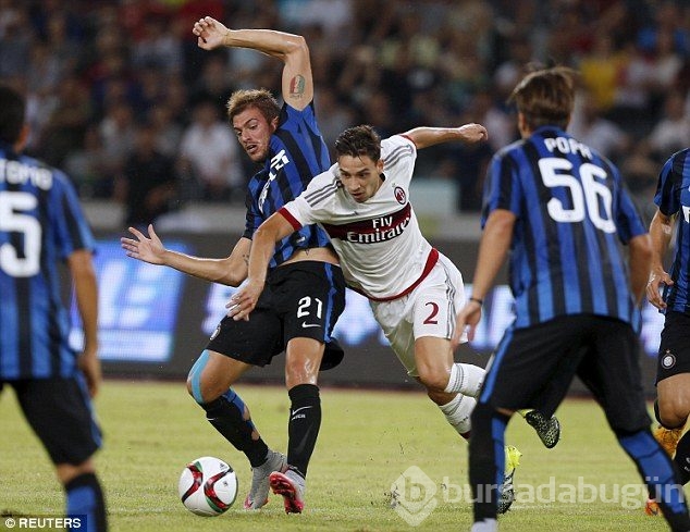 Milan,Inter'i Mexes'le yıktı!
