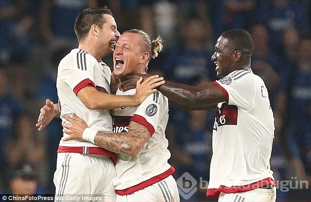 Milan,Inter'i Mexes'le yıktı!