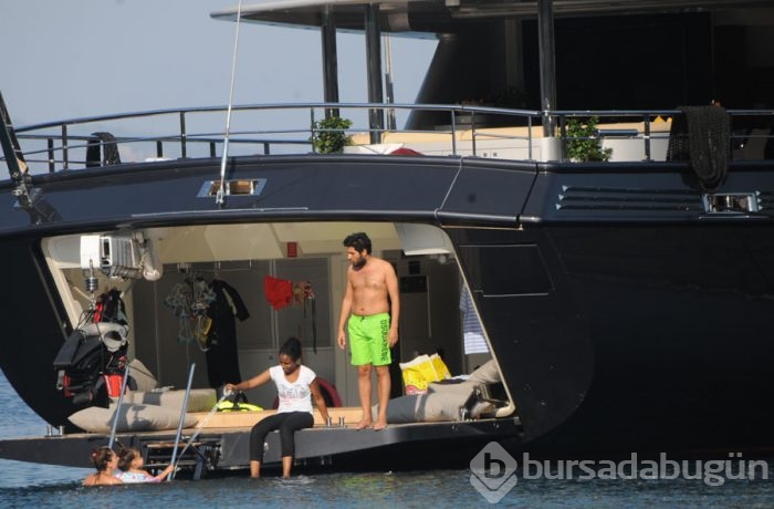 Ebru Gündeş ve Reza Zarrab'ın yat keyfi