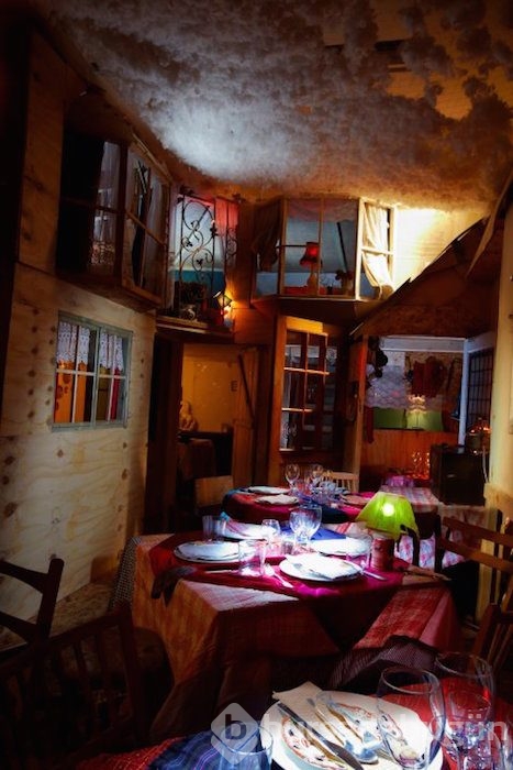 Hiç çingene restoranı gördünüz mü?