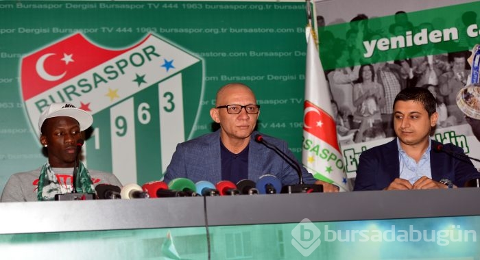 Luis Advincula resmen Bursaspor'da!
