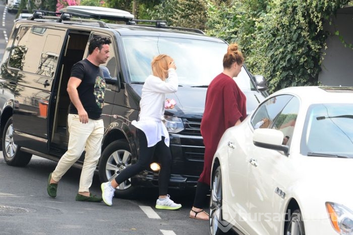 Hadise makyajsız yakalanınca...