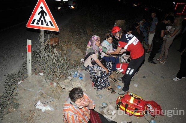 Bursa'da yolcu otobüsü TIR'a çarptı