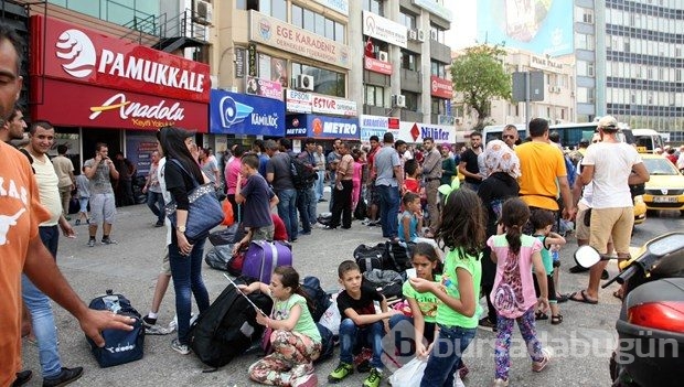 İzmir'e Suriyeli sığınmacıların akını