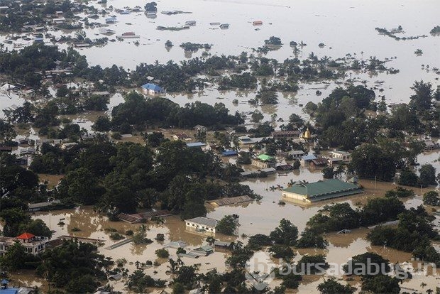 Myanmar'ı sel vurdu
