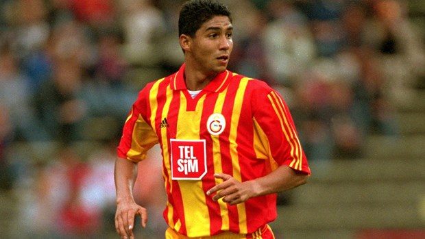 UEFA Türkiye'de oynamış en iyi yabancıları belirledi
