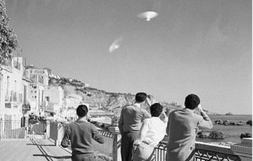 Tarihi UFO görüntüleri