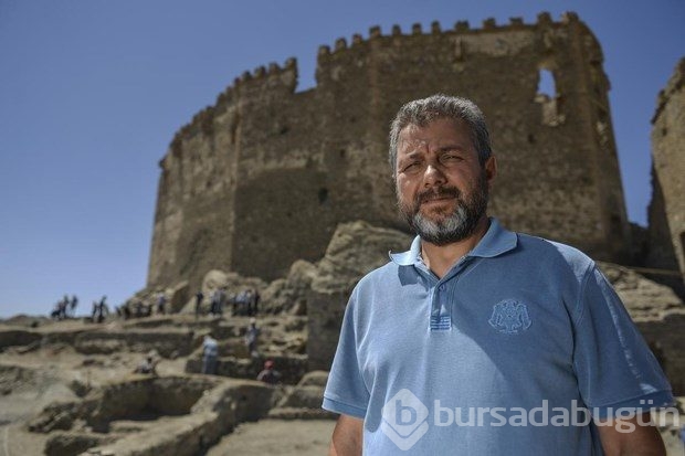 Hoşap Kalesi'nde 250 yıllık "küp peyniri" bulundu