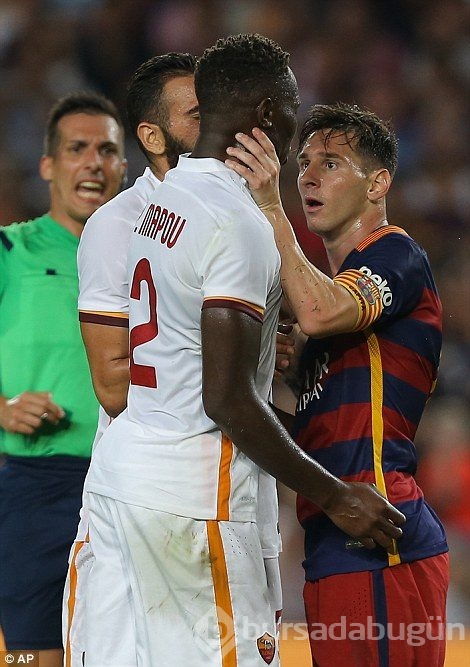 Barcelona'ya Roma hafif geldi!