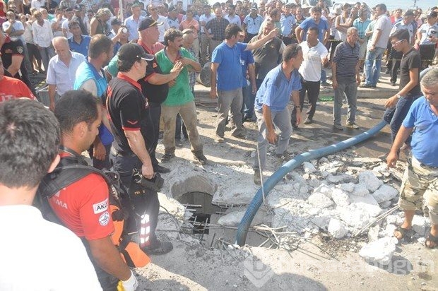 Aydın'da 2 işçi temizlemek için girdikleri kanalizasyonda zehirlenerek öldü