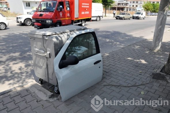 Otomobil evin bahçesine uçtu