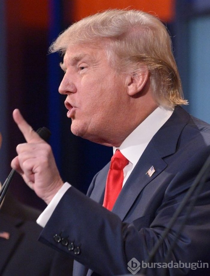 Televizyondaki düelloya Donald Trump damga vurdu