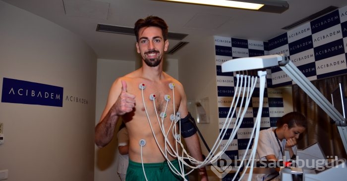 Isaac Cuenca sağlık kontrolünden geçti