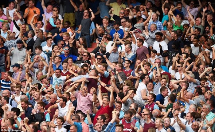 Bilic Wenger'i dize getirdi!