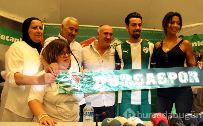 "Timsah Arena'da oynayacağım için heyecan duyuyorum"