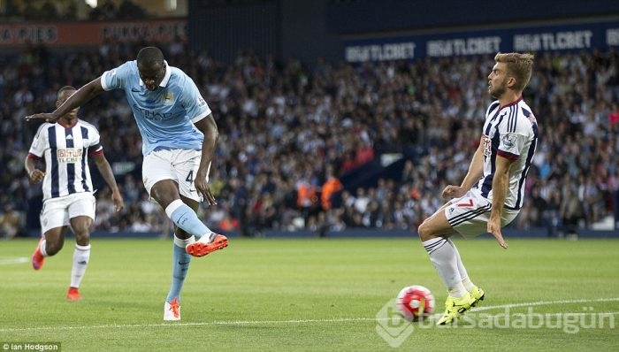Manchester City'i Yaya Toure sırtladı!