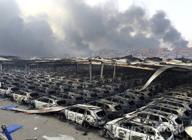 Çin'de patlama: 44 kişi öldü, yüzlerce araba kullanılmaz halde