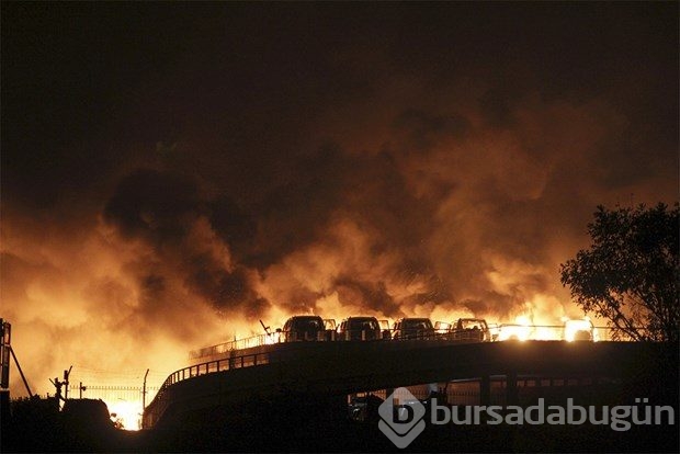 Çin'de patlama: 44 kişi öldü, yüzlerce araba kullanılmaz halde