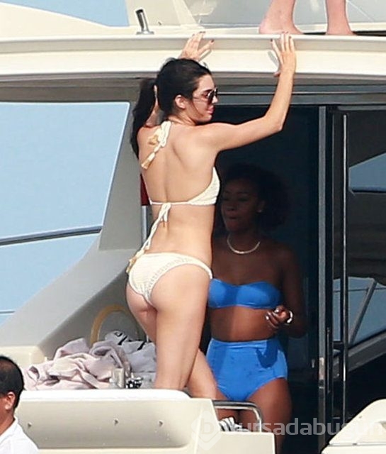 Kendal-Kylie Jenner kardeşler tatilde