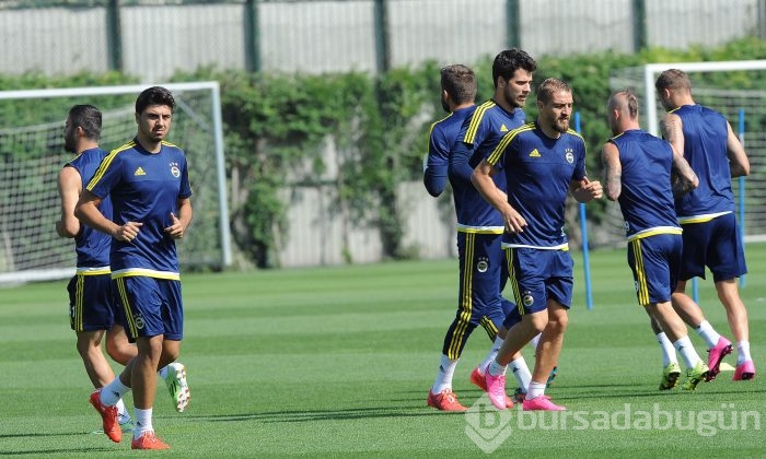 Ozan Tufan Fenerbahçe'de ilk antrenmanına çıktı