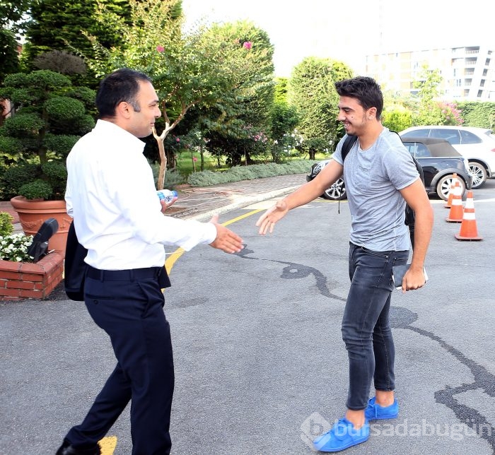 Ozan Tufan Fenerbahçe'de ilk antrenmanına çıktı