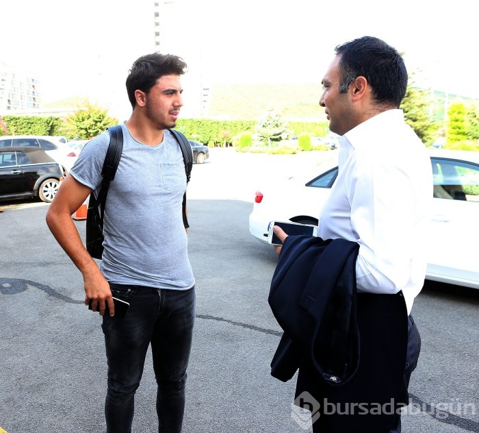 Ozan Tufan Fenerbahçe'de ilk antrenmanına çıktı