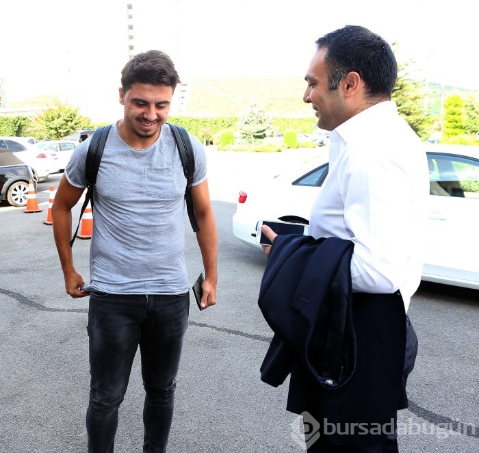 Ozan Tufan Fenerbahçe'de ilk antrenmanına çıktı