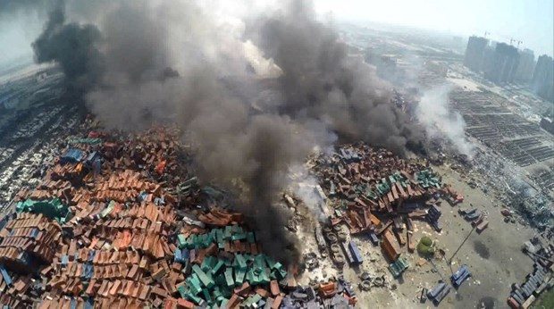 Çin'de 36 saattir devam eden yangın uydudan da görüntülendi