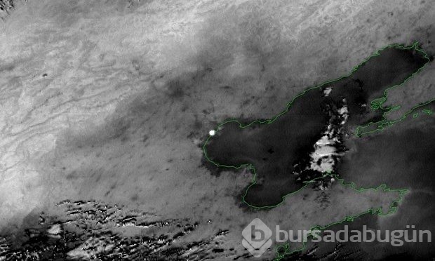 Çin'de 36 saattir devam eden yangın uydudan da görüntülendi