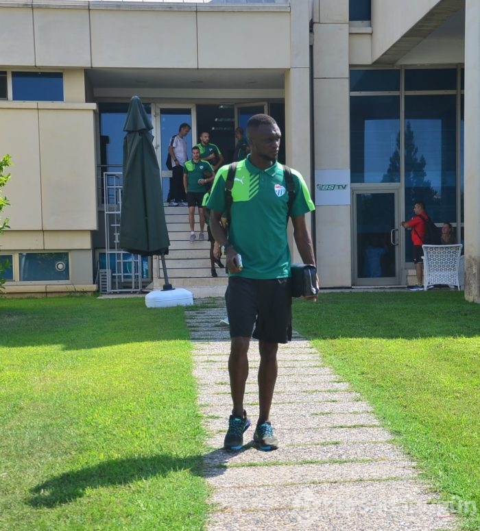 Bursaspor Trabzon'a gitti