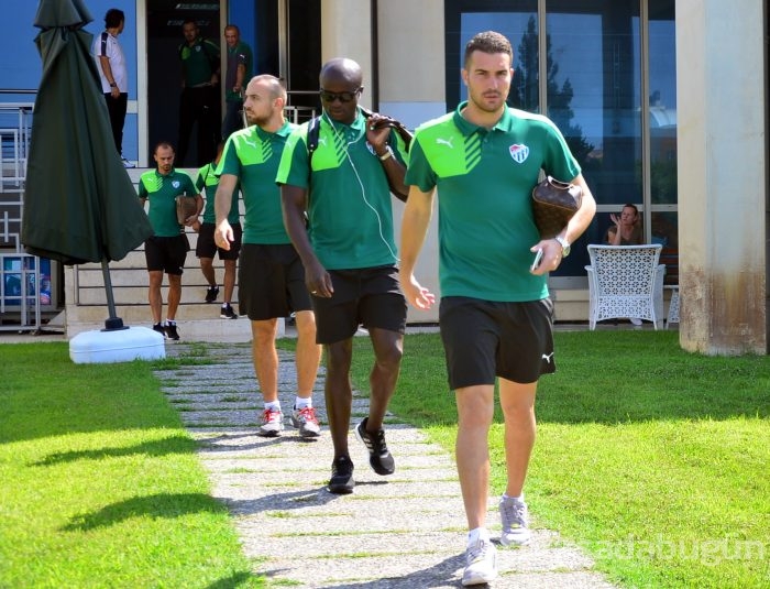 Bursaspor Trabzon'a gitti