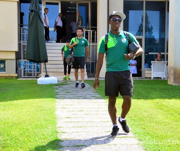 Bursaspor Trabzon'a gitti