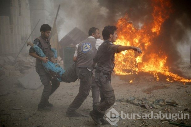 Esad'ın savaş uçakları pazar yerini bombaladı