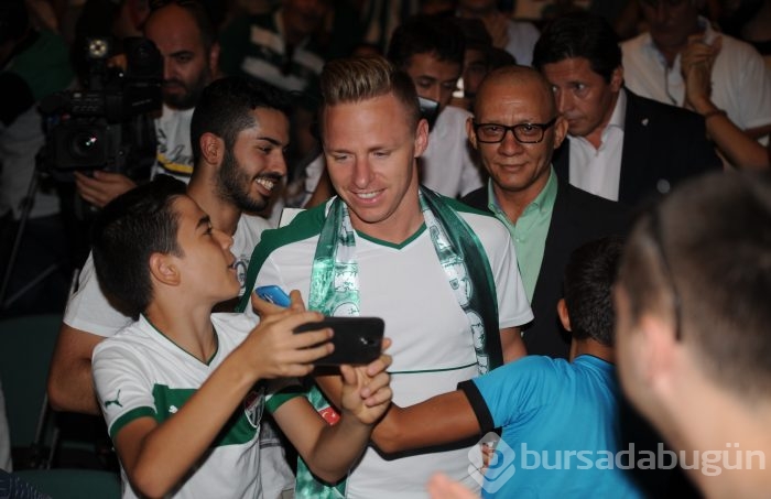 Balazs Dzsudzsak'tan Bursaspor'a 4 yıllık imza!