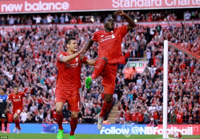 Liverpool'u Benteke sırtladı!