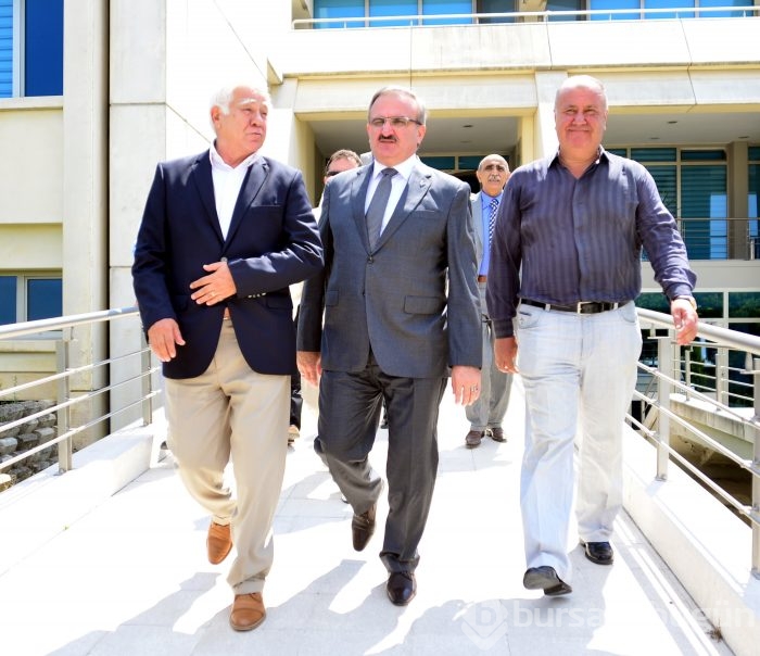 Vali Karaloğlu'ndan Divan kuruluna ziyaret