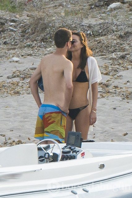 Miranda Kerr sevgilisi Evan SPİEGEL ile tatilde