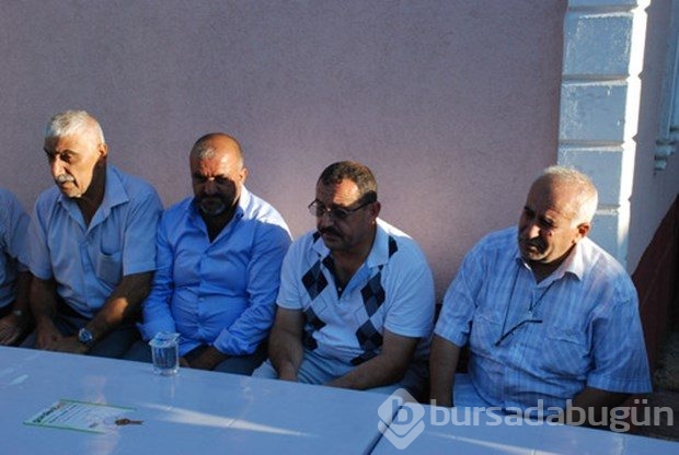 Şehit askerlerin evine ateş düştü