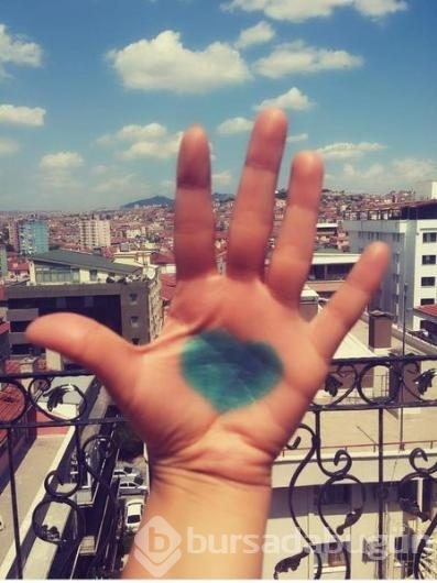 Twitter'da kadın cinayetlerine karşı kampanya