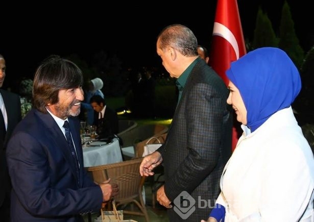 Erdoğan sporcu ve sanatçılarla buluştu